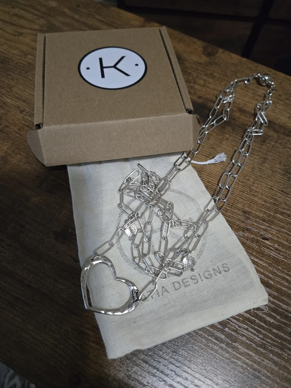 Katia Designs- Silver Heart Link Necklace - Picture 1 of 8